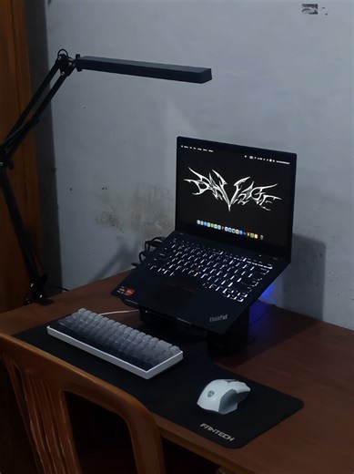 Creating an Affordable Laptop Setup at Home