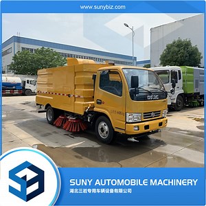 [Hot Item] Dongfeng 8000 Liters Industrial Vacuum Road Sweeper Truck with Water Spray and Suction