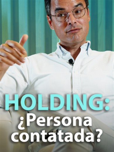 📢 ¿Tu sociedad holding necesita una persona contratada? 🏢🤔 ✔️ La ley no obliga a tener empleados ✔️ Incluso puede limitarse a tener participaciones ✔️ Pero si buscas acreditar actividad económica, puede interesarte tener medios humanos y materiales ✔️ Especialmente si te preocupan Patrimonio o Sucesiones 🔹 No contrates por obligación: analiza si realmente te aporta en tu caso. #Holding #Empresarios #ProtecciónPatrimonial #Fiscalidad #planificacionfiscal