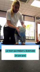 Le test du RTAC ! C'est un réflexe central et puissant qui est au cœur des apprentissages et de la coordination. Ici on voit clairement que le réflexe n'est pas intégré ! S'il est intégré, on accède de façon fluide et sans effort à toutes nos fonctions intellectuelles et motrices. S'il est intégré uniquement d'un côté, il peut entraîner toutes sortes d'asymétries : vision, mâchoire, scoliose, douleur unilatérale... S'il n'est pas intégré des deux côtés, il empêche d'accéder à la latéralité, au c