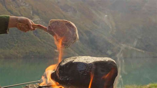 When a frozen steak becomes a masterpiece
