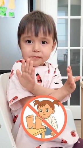 NO FEET on the TABLE?! Leysan Teaches Sister a BIG Lesson! 👣