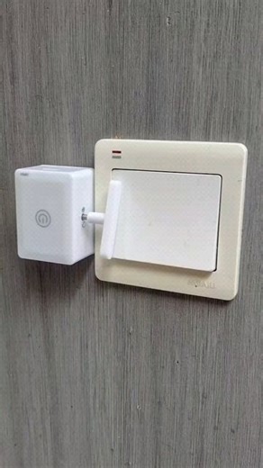 Smart Finds on Instagram: "Have you ever imagined a world where your fingertips have the power to control everything around you? 烙 ✨ Discover the magic of Smart Bluetooth Fingerbot Plus! Take your home automation to a whole new level with this innovative gadget. #SmartHome #TechInnovation #FingerbotPlus #WirelessControl #lifehacks #gadgets #explorepage"