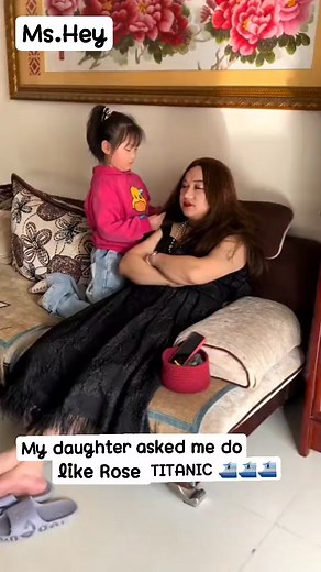 Papa, keep it stay please...⛴️⛴️⛴️ #papa #singing #dauther #family #Titanic #story | Tency Artcyta