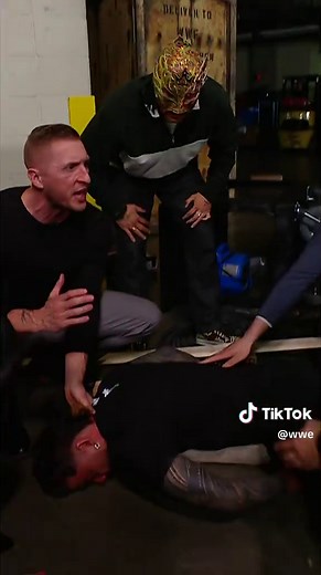 it's chaos backstage at #SmackDown in the aftermath of tonight’s reported attack on #JeyUso. more details to come tonight, 8/7c on USA Network.