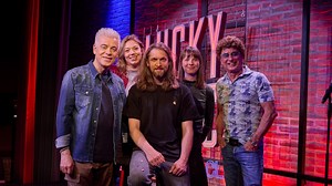 Mittermeiers Lucky Punch Comedy Club: Mit Atze Schröder, Emilia Suchlich, Rasmus Syman und Victoria Abelmann-Brockmann (S02/E06)