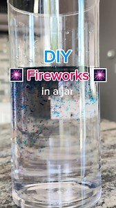 🎆 DIY Fireworks in a Jar! 🎆 Perfect for kids who love the magic of fireworks but not the loud booms! This sensory-friendly science activity is a hit with little learners and only takes a few simple ingredients: 💧 Water 🛢️ Oil 🌈 Food coloring 🌀 Twisty Droppers (fine motor fun!) ✨ Optional glitter for extra sparkle Not only is this a calming, mess-free alternative to fireworks, but it’s also packed with learning: 🧠 Teaches early science concepts like density and color mixing 👋 Builds fine 