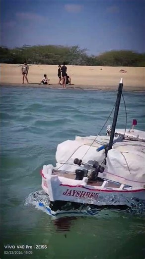 remote control boat in storm #thunderstorm #diy