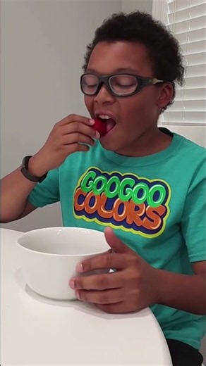 Make Your Bed Perfectly Every Time #ZZKidTV #googoocolors #googoogaga #shortvideo #kidsvideo