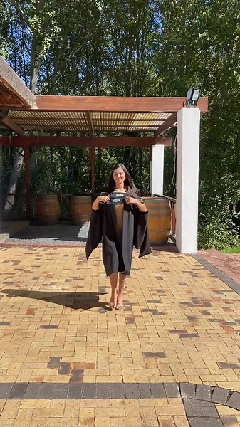 Officially hotter by 2 degrees🤍🎓. UWC grad #uwc #graduation2022🎓