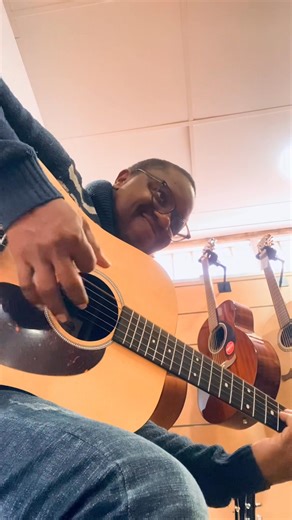 Quem conhece este clássico ? Grandes tempos #music #guitar #egitana #carlospraia #god | Carlos Praia