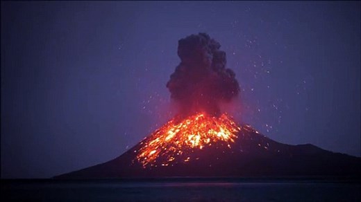 Les images incroyables d'un volcan en éruption