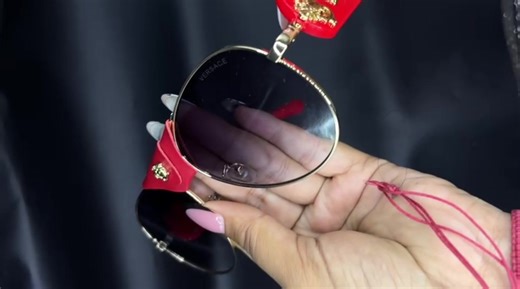 Versace Aviator Un modelo clásico y esencial Llegando en 3 colores, incluyen su estuche Nos encontramos ubicados en Caracas, contamos con delivery y envíos a nivel nacional ✅ #viral #parati #versace #lentes #caracas