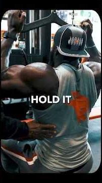 THE BIGGEST LAT PULLDOWN MISTAKE #shorts