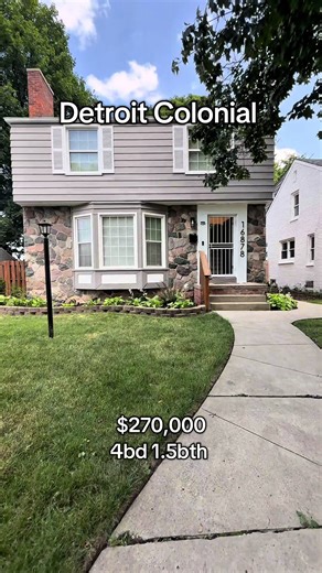 Colonial Home for Sale in Detroit - 4 Beds, 1.5 Baths