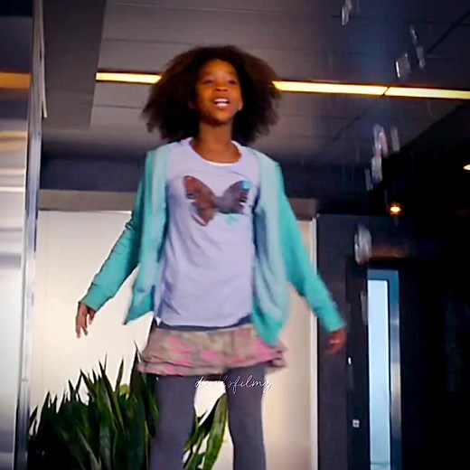 Annie 2014 Movie Songs Lyrics & Tomorrow Song