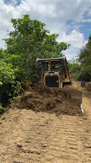 bulldozer awesome #usa #road #bulldozer | Doser Machine