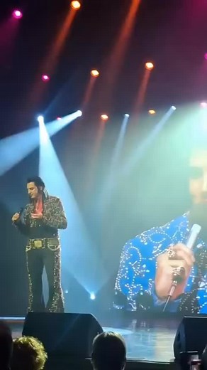 #elvis #tribute #oliversteinhoff #show #show #illneverfallinloveagain #fy #concert #konzert #cruise #thankyou #publikum #audiance #crazy #loveit #❤️ #🫶🏻 | Oliver Steinhoff