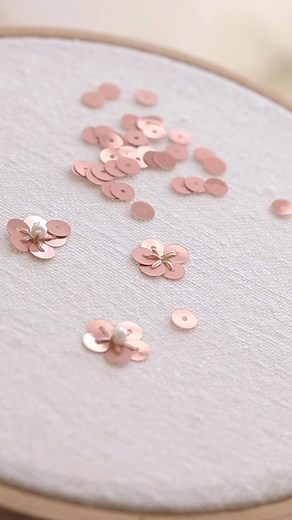 1.2M views · 145 reactions | Sequins and beads are so great for creating textures and interesting patterns  Have you always dreamed about trying embroidery? Jump in on the waiting list for our Embroidery Academy (link in bio) 懶 | Whynotstitching Academy | Facebook