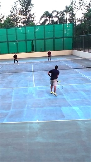 Perfectly Angled Two Handed Backhand Volley 🎯 #TennisReels #BackhandVolley #TennisHighlights