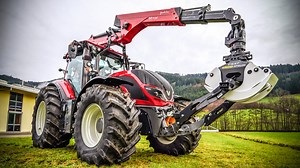 VALTRA Traktor T174D - Müller & Martin Forsttechnik GmbH