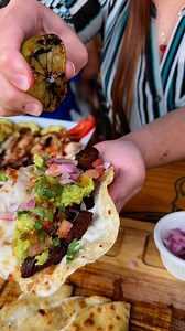 El Viejon Seafood Restaurant 📍902 W Pioneer Pkwy, Grand Prairie, TX 75051 | Asi se come aca