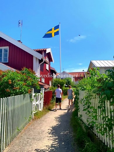 Swedish Summer Song 'Sol, Vind och Vatten' by Ted Gärdestad