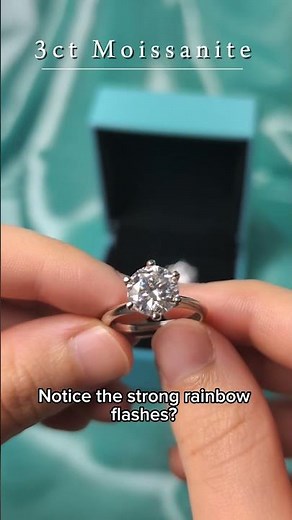 Moissanite vs Cubic Zirconia | Which Sparkles More?