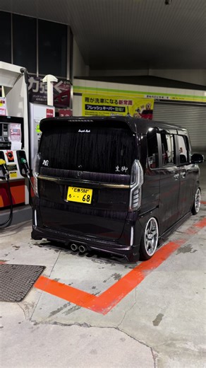 Honda NBOXの魅力とカスタムスタイル