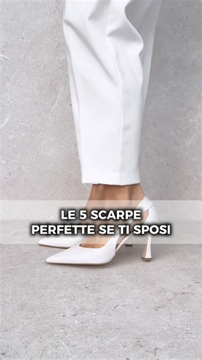 BOMBINATE Shoes on Instagram: "💍✨Sei pronta a vivere il giorno più bello della tua vita e a dire sì? Oppure è la tua migliore amica a farlo? Allora questo è il momento giusto per inviarle questo video 💕 Ecco una selezione di paia perfette da indossare il giorno del matrimonio: tacchi eleganti e comodi, interamente in vera pelle e Made in Italy 🇮🇹 Perché quando il giorno è speciale, anche le scarpe devono esserlo. È il momento giusto. È la scelta giusta. ✨ #madeinitaly #scarpe #shoes #wedding