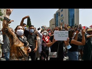 In Tunisia, thousands of demonstrators march against their leaders • FRANCE 24