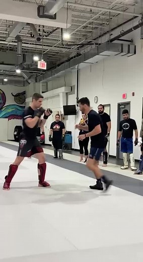 Mastering Martial Arts: Strong Side Pivot Techniques