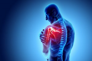 Frozen shoulder syndrome: what it is and how to treat it | Emergency Live