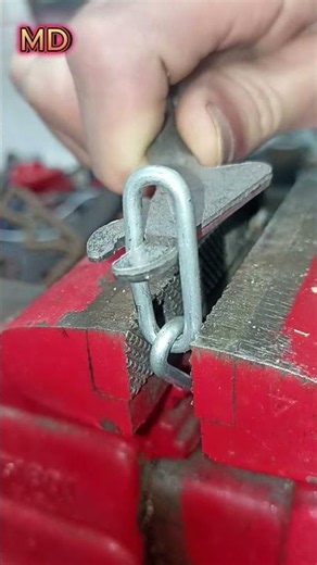 🛠️The Ultimate Chain Cutter#woodworking #trailers #tools4life #tools #camping #satisfying #shorts