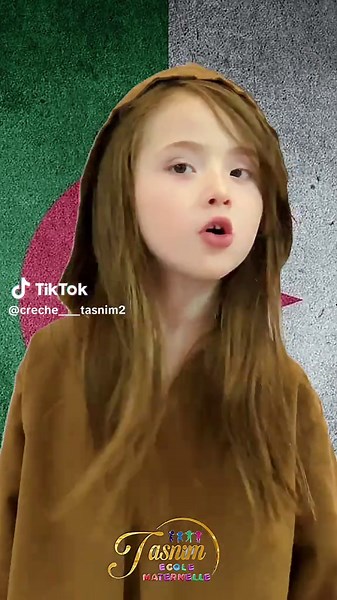 The spark of freedom:november 1st.🇩🇿This is how our little professionals amazed everyone of while presenting a show about november 1st.Miss Marwa🌸 . . . . . . . . . . #اول_نوفمبر #الشعب_الصيني_ماله_حل😂😂 #جزائرية_وافتخر @Raouia Makeup