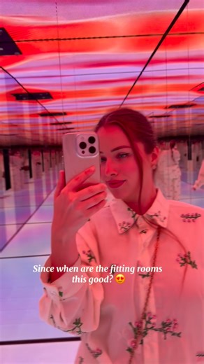 Violetta♥️ | model | UGC | Dubai on Instagram: "Have you been to the updated H&M fitting rooms in Dubai Mall yet? #dubai #hm #dubaimall #beauty #liveindubai"