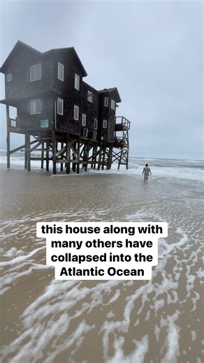 these homes in rodanthe North Carolina continue to collapse into the Atlantic Ocean | AFSHeeN