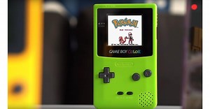Der Game Boy Color hatte eine geheime Tastenkombination, mit der sich die Farbpalette von Nicht-GBC-Spielen ändern ließ