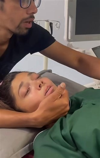 Natural birth without the epidural is a pain you cant even decribe. 😭 #natural #birth#Vlog #baby #birth