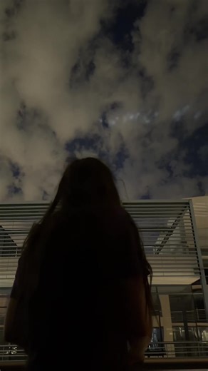 Invasión de luces en el cielo: ¿Qué está pasando?