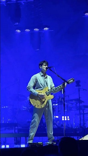 Vampire Weekend - Cape Cod Kwassa Kwassa (Live in Toronto 2024)