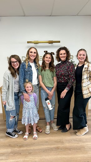 Bonnie Hoellein on Instagram: "We had such a fun girls day getting permanent jewelry on! I honestly thought it would make me feel claustrophobic 😅 but I felt like a Princess waking up with my pretty bracelet on 👸 You can watch the full vlog on my YT channel “Permanent Jewelry-Girls Day Out” @juliederu @officialsharifranke @madebymary @olivia_hoellein"