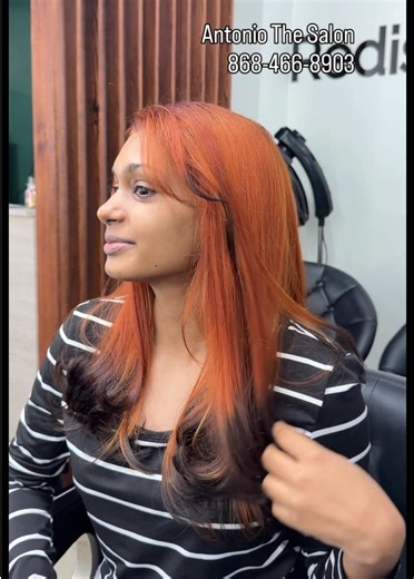 Sometimes we’re faced with these difficult situations in the salon. In this case, the client presented with having previously bleached her hair, dyed it red and then black. But, she wanted blonde 😱. Hold up…. 🙅‍♂️🚩🚩🚩that’s not happening. She then decided on gold, which we tried earnestly to get, but that too wasn’t happening because of the remaining pigment from the previous colour services. We had to improvise and change course to give her something completely different. We settled on the 