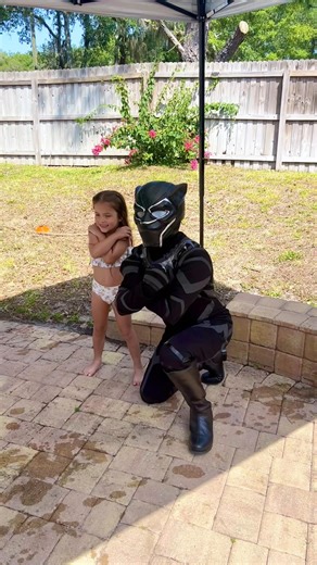 Long Live Wakanda! 🐆🖤💪 When your little ones finally meet their favorite characters for the first time it is truly an indescribable experience! We love capturing those moments of awe on camera and seeing dreams coming true in real time. ✨ Whether it’s a celebration for boys or girls, a one-year-old or an 8-year-old that first moment is magic incarnate! 🥹💫 Book with us at tututalesparty.com for your next celebration! 💥🙌 #blackpanther #blackpantherparty #kidsparty #thingstodoinorlando #marv