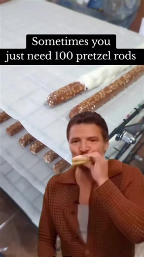 feeling like Pedro pascal around all these pretzels just ready to have a little munch #pedropascal #CapCut #bakingtok #christmasbaking