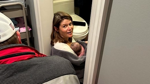 CNN anchor gives birth on bathroom floor after 13-minute labor