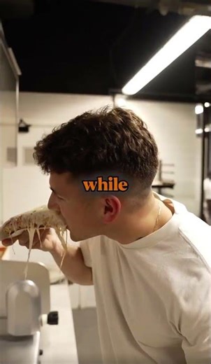 Pizza that almost disappeared forever #pouringplates #food