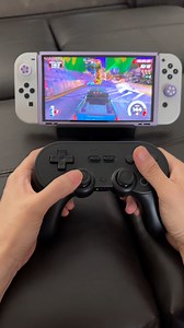 Watch Review and some features on the 8bitdo controller on Amazon Live
