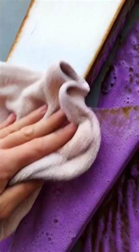 This Rusted Thunderbolt Sign… One Purple Spray Brings the Lightning Back! ⚡