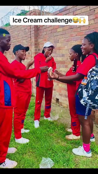 So we finally did the ice cream challenge😹